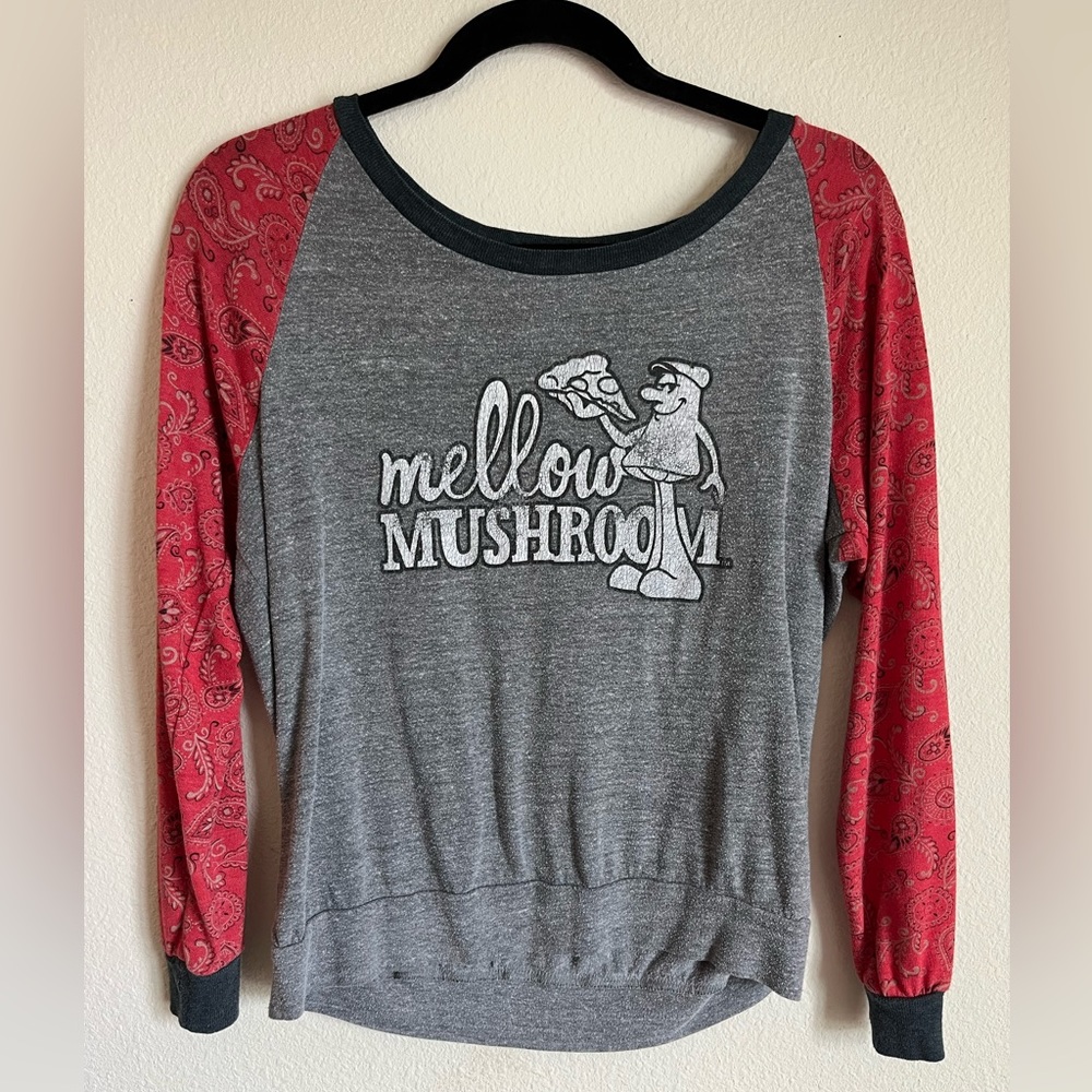 Vintage Mellow Mushroom Bandana Long Sleeve, Size S
